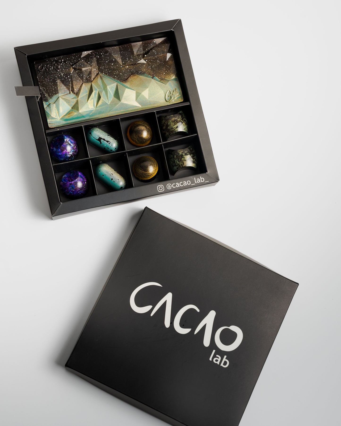"Caja de 8 Bombones + Barra Avila (Edición Especial)"
