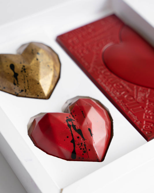 "Caja de 2 Maxi Corazones + Barra I Love You"