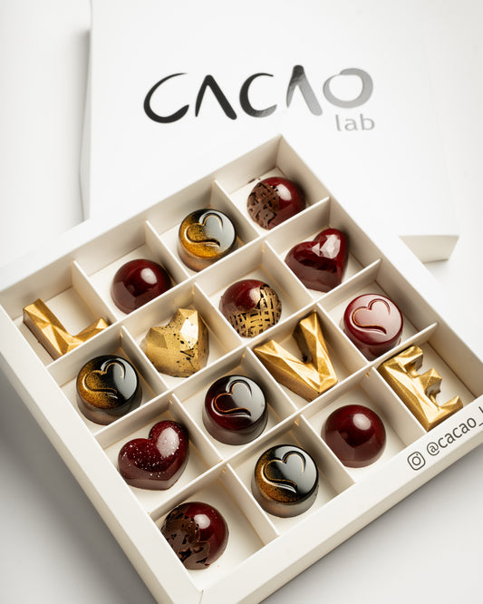 "1 PRE-ORDER Caja 16 Bombones LOVE"